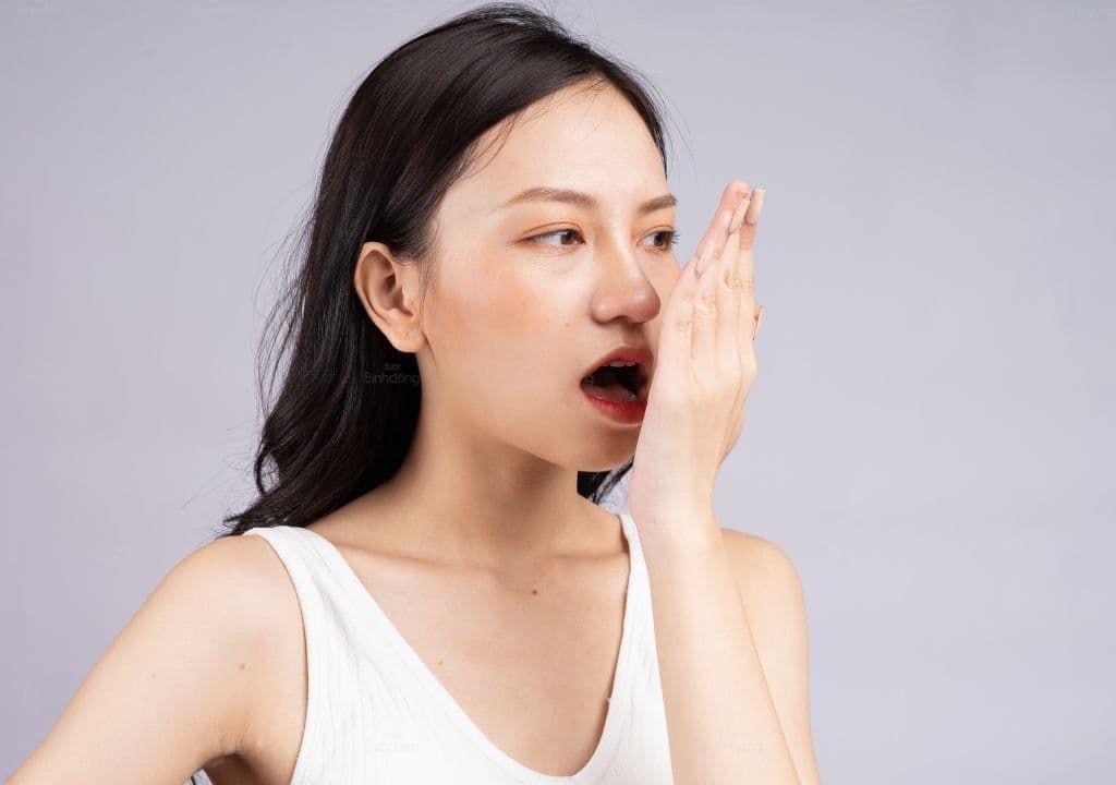 Nhiệt Miệng Do Đâu? Nguyên Nhân Chi Tiết Và Giải Pháp Từ Đông Y